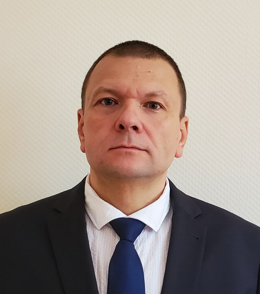 Dr. Dr. habil. Kollár Csaba PhD portréja